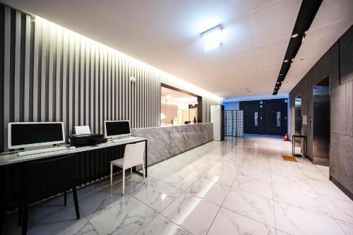 Gwangmyeong Hotel | Golden River Hotel