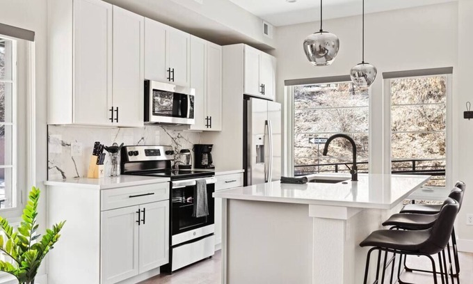 Golden Apartment | Golden Sanctuary | Luxe Apt | 1 Block From Main St