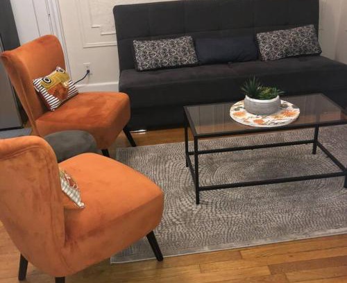Canarsie Apartment | Golden Suite