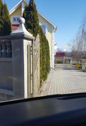 Transcarpathia Apartment | Golden Sun (3-х кім. Апартамент 7 км від Берегова)