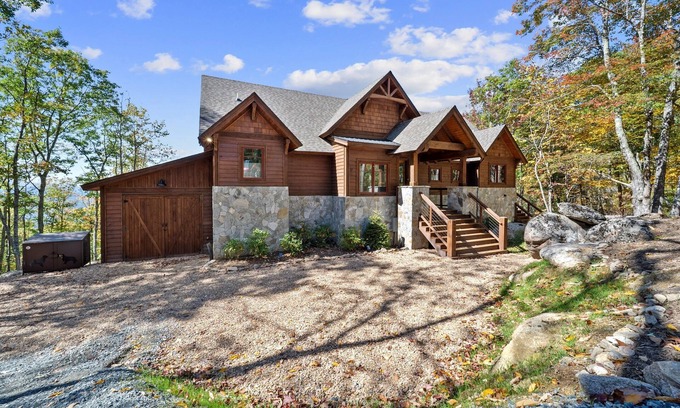 Banner Elk Cabin | Golden Sunsets at Eagles Nest - hot tub, view, community amenities