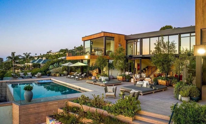 La Jolla Shores Villa | Golden Vista Estate S