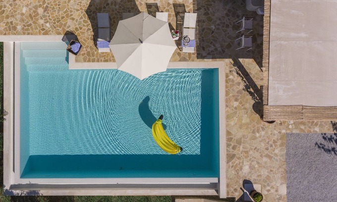 Agia Paraskevi Villa | GoldieLocks 6-Bedroom Beachfront Villa Skiathos