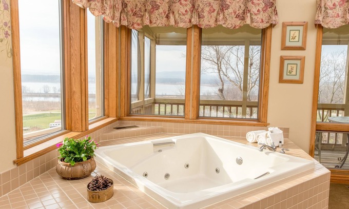 Galena Bed & Breakfast | Goldmoor Inn