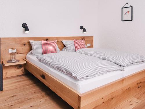 Au House | Goldvogel Apartments