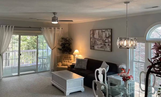 Socastee Condo | Golf/Beach Retreat in Charming 2-bedroom Condo in Delightful Myrtle Beach
