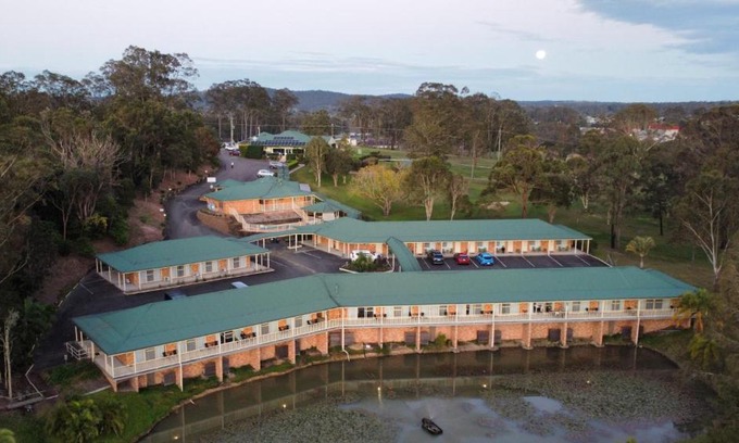 Wingham Hotel | Golf Club Motor Inn Wingham