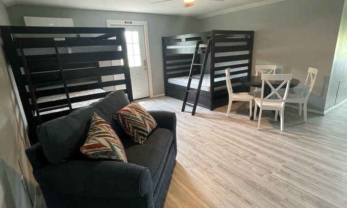 Fentress Apartment | Golf course apartment