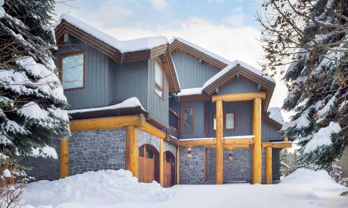 Nicklaus North House | Golf Course chalet, Hot Tub, Theatre, Scenic Views