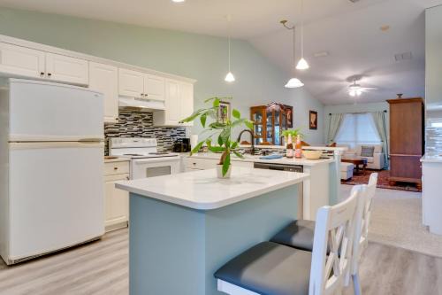 Alachua House | Golf Course Community Home Near Springs and Swimming