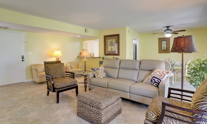 Cathedral City Condo | Golf Course Condo w/Patio in Cathedral City!