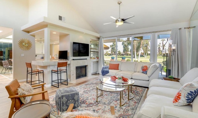 Palm Desert Apartment | Golf Course, Pool Access Palm Desert Condo!