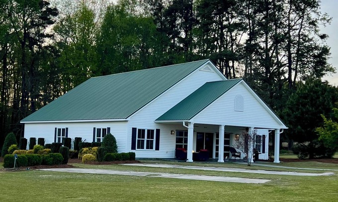 Lemon Springs House | Golf Destination w/Private Driving Range w/Lights, and Bar.