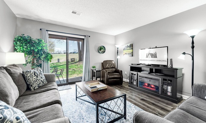Table Rock Condo | Golf Front Condo, INDOOR POOL, Pointe Royale Resort, Branson, Amenities Galore!