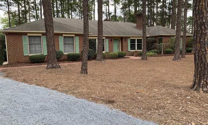 Foxfire House | Golf-front Hole #15 Foxfire; 7 miles to Pinehurst. Sleeps 10