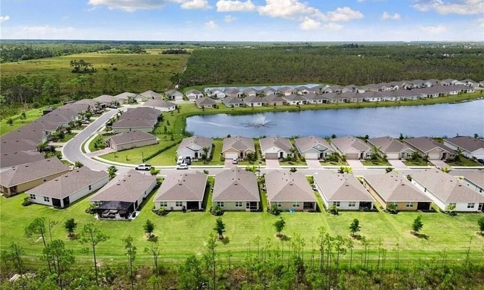 Jacarandas House | Golf Getaway