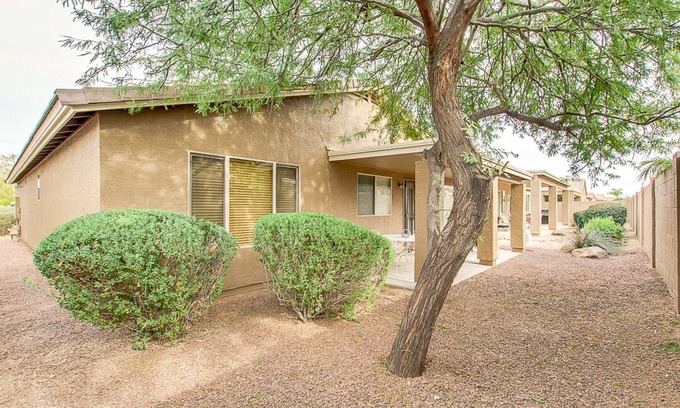 Springfield Lakes House | Golf Lover's Paradise! Charming Home in Active Adult Solera! Special Summer Rate!