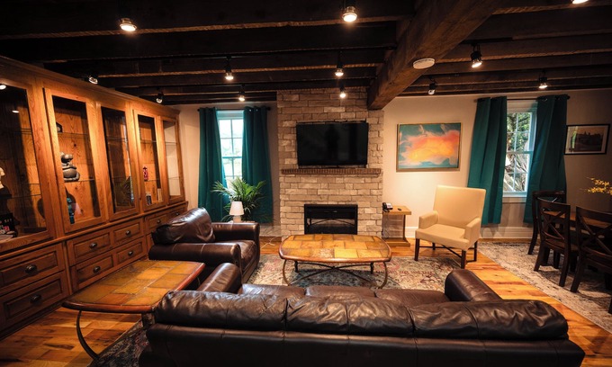 Shawnee On Delaware Hotel | Golf & Nature Retreat | Picturesque Stay for Outdoor Enthusiasts