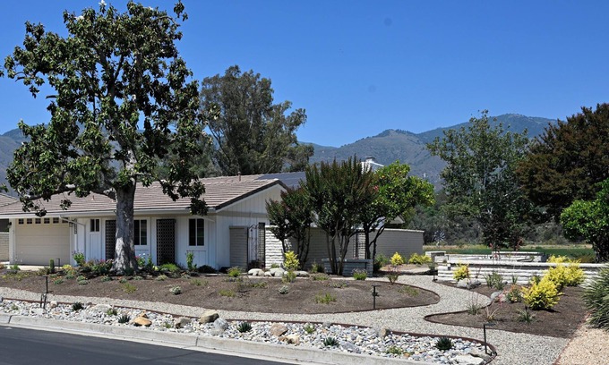 Valley Center House | Golf retreat on the 17th Fairway at prestigious Pauma Valley Country Club