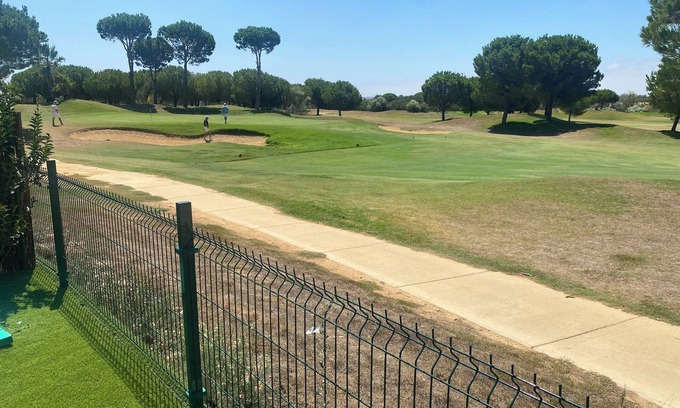 Puerto Real Ski Chalet | Golf & Views