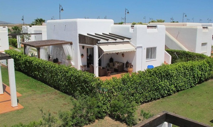 Alhama de Murcia House | Golf villa in safe and quiet area suitable for children