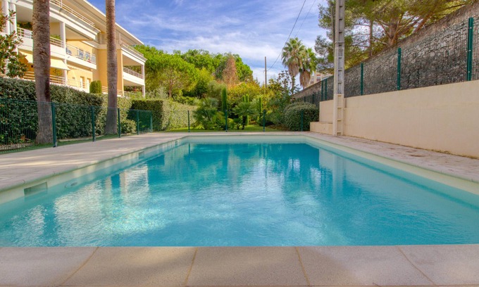 Golfe Juan Condo | Golfe Juan - 4 People - Swimming Pool - Private Parking