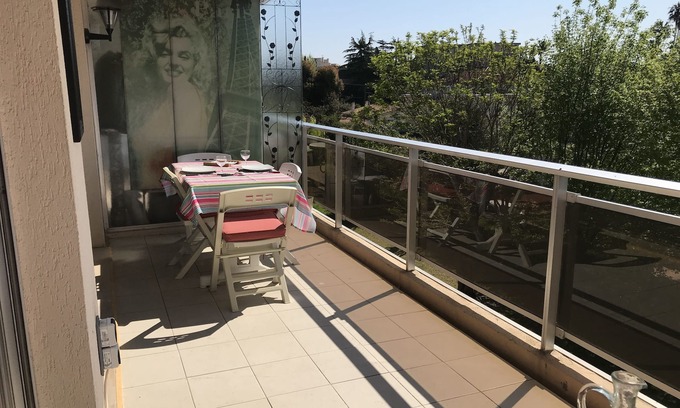 Golfe Juan Apartment | Golfe Juan - Plages A Pied- 2pièces 40m2/terrasse SUD 12m2