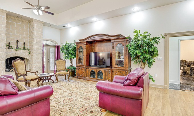 Cedartown Apartment | Golfer's Paradise: Meadow Lakes Manor Retreat!