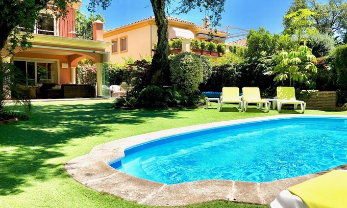 Marbella Villa | Golfers & Beach Villa with heated pool
