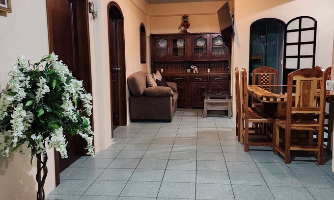 Taxco House | Gomez House