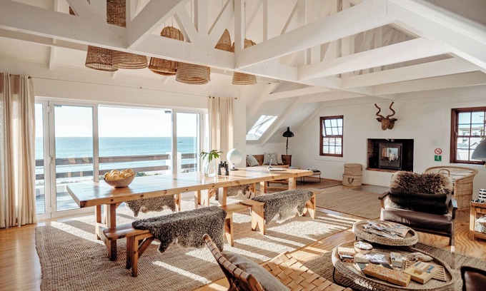 Paternoster House | Gonana Guesthouse