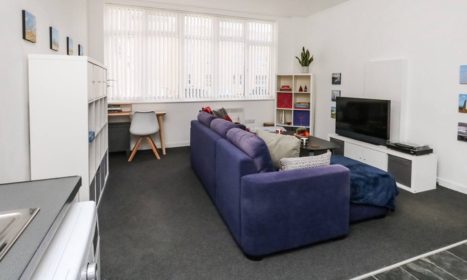 Southwell Apartment | GONE COASTAL, pet friendly in Weston, Portland