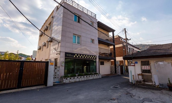 Panjuk-tong House | Gongju Ein Haus
