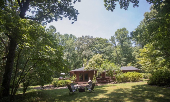 Macon Cabin | Goochland Getaway, cedar hexagon cabin in woods