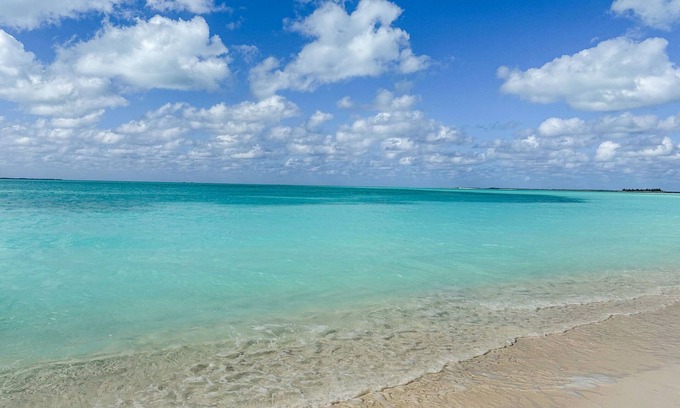 Treasure Cay Villa | Good Life Getaway - Beach Front View - Heated Pool - Ocean Villas 916