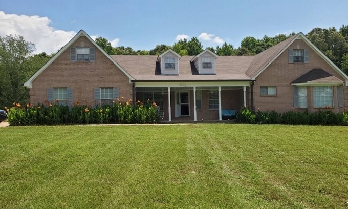Nesbit House | Good Old Country Living
