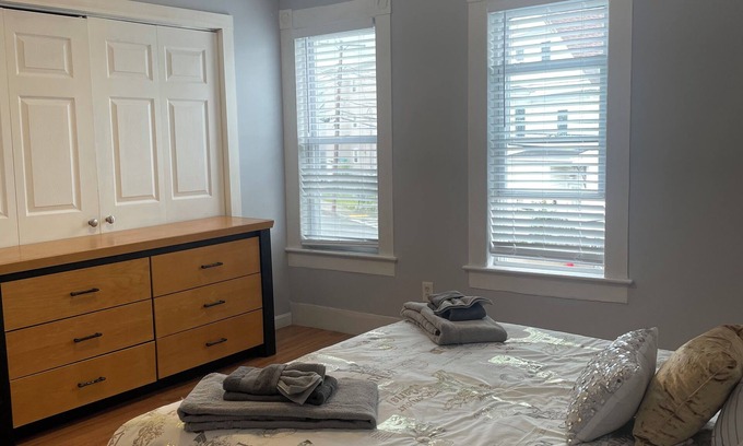 Lowell House | Good spot to have good rest