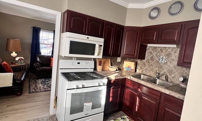 Kokomo House | Good things come in small packages! Cute, clean, and close to everything!