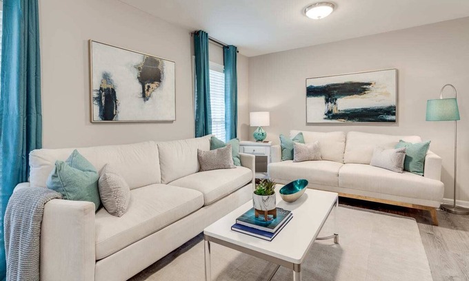 Austell House | "GoodKarma Rentals"-Stunning Home in Austell! Newly Updated. Best location.Very