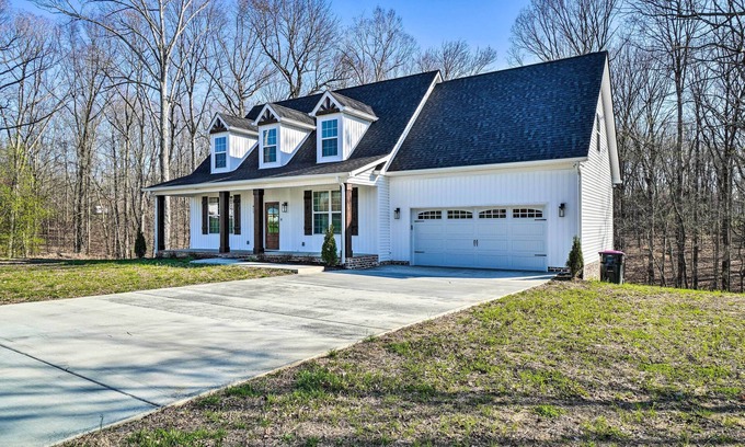 Goodlettsville House | Goodlettsville Home ~ 4 Miles to Raceway!