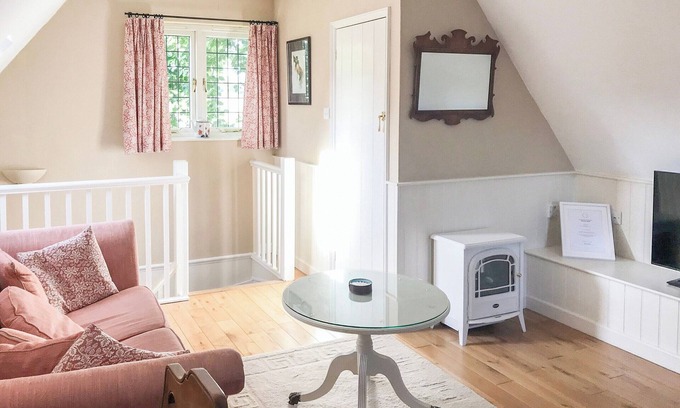Chichester Cottage | Goodwood Coach House