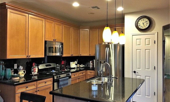 Glenmont Estates House | Goodyear Beauty Goodyear Spring training Ball Park within one mile