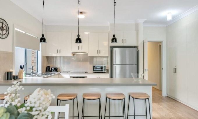 Goolwa House | Goolwa Brooking St - Wi-Fi and Linen Included