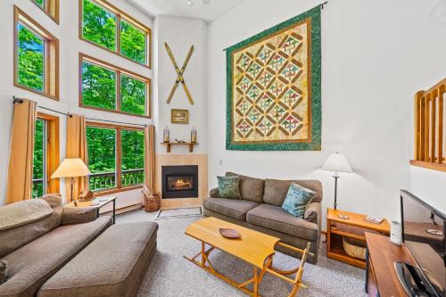 North Creek House | Gore Village Townhome #16