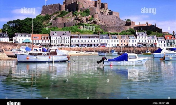 Gorey Apartment | Gorey Retreat Ground Floor