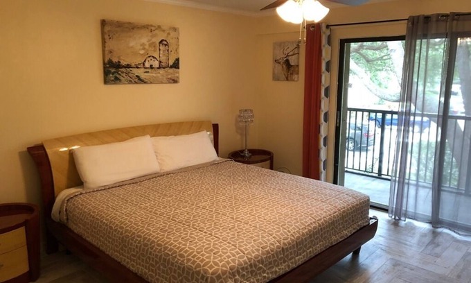 Deerfield Beach Condo | Gorgeous 2 Bedroom 2 Bath Condo