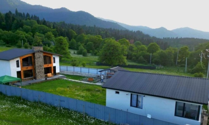 Likani Cottage | Gorgeous 2-bedroom cottage in Tsemi for a relaxing getaway