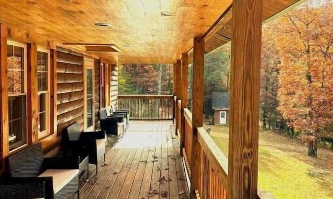 Green Valley Cabin | GORGEOUS 20-Acre Modern Rustic Cabin! Walking Trails & Nearby Lake Access!