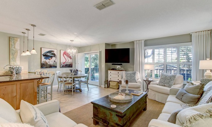 American Beach House | Gorgeous 2nd Floor Sailmaker Villa | Private Patio Overlooking Pool | Purchasable Summer Beach Club Access