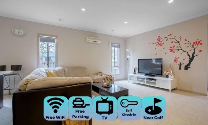 Point Cook House | Gorgeous 4BR home in Point Cook